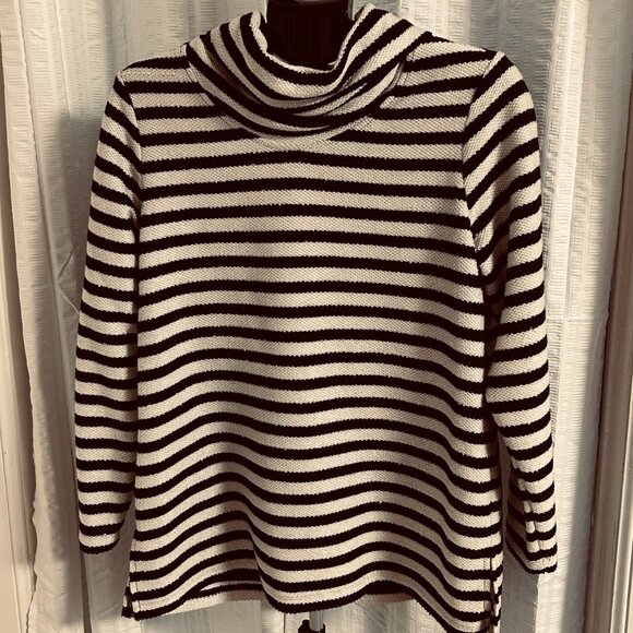 Sparkly long-sleeved turtleneck, summer cover-up, all season sweater EUC - Picture 1 of 5